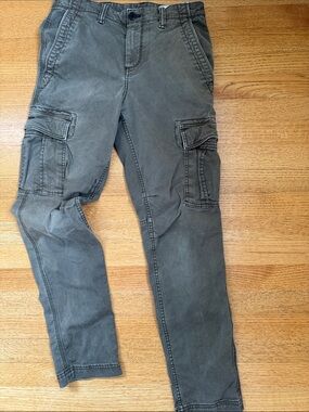 GAP Men’s Cargo Pants in Canyon Brown 28x30